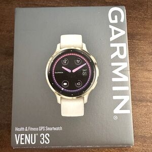 Garmin Venu 3s in Ivory